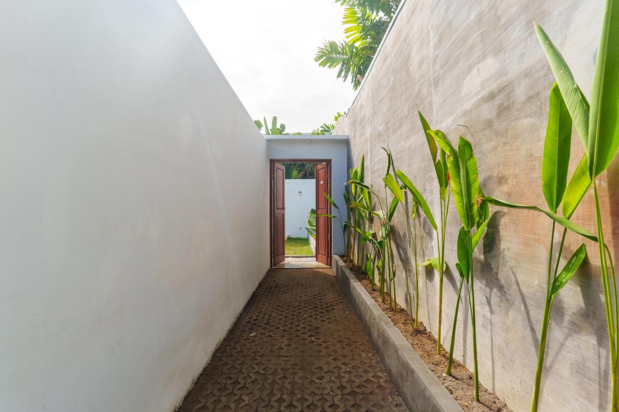 The Capital Hotel And Resort Seminyak Exterior foto